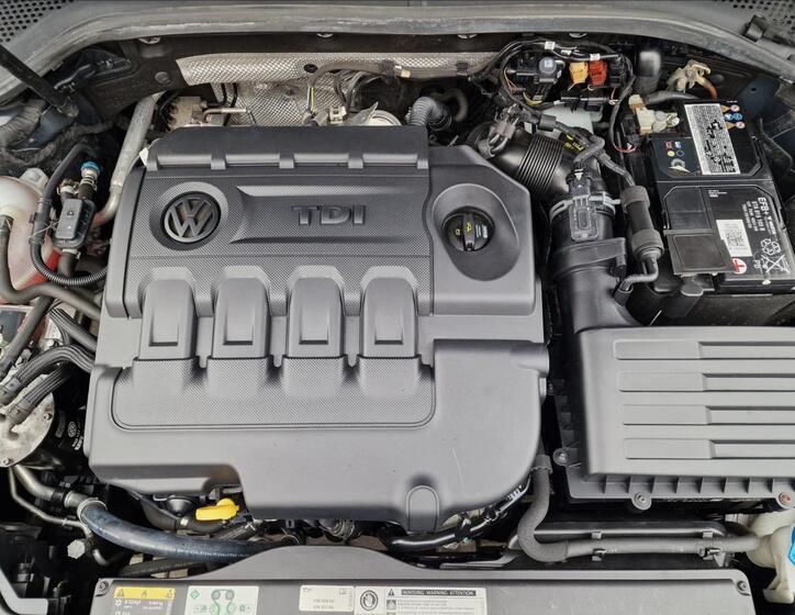 Volkswagen Golf 43