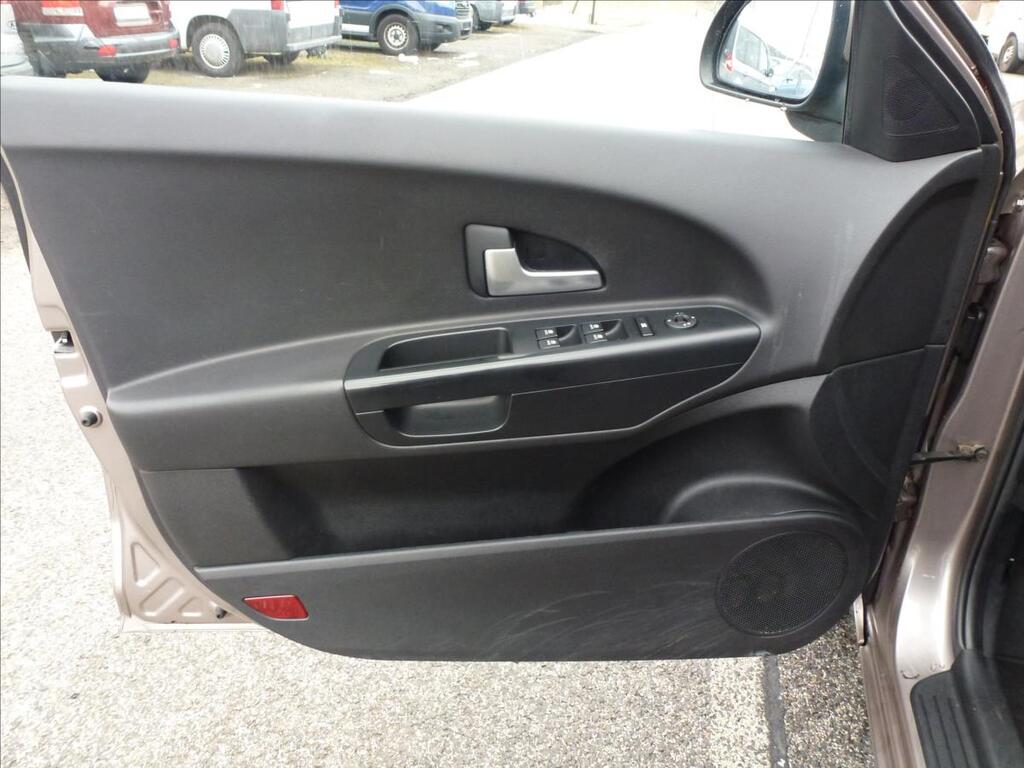 KIA Ceed 13