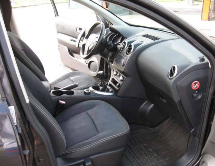 Nissan Qashqai 10