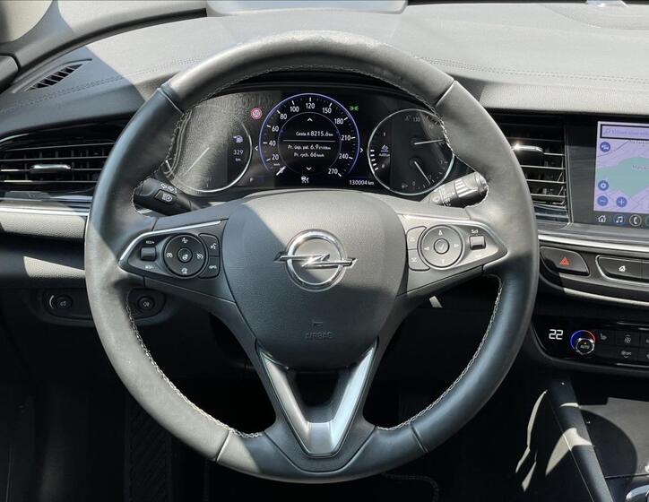 Opel Insignia 8