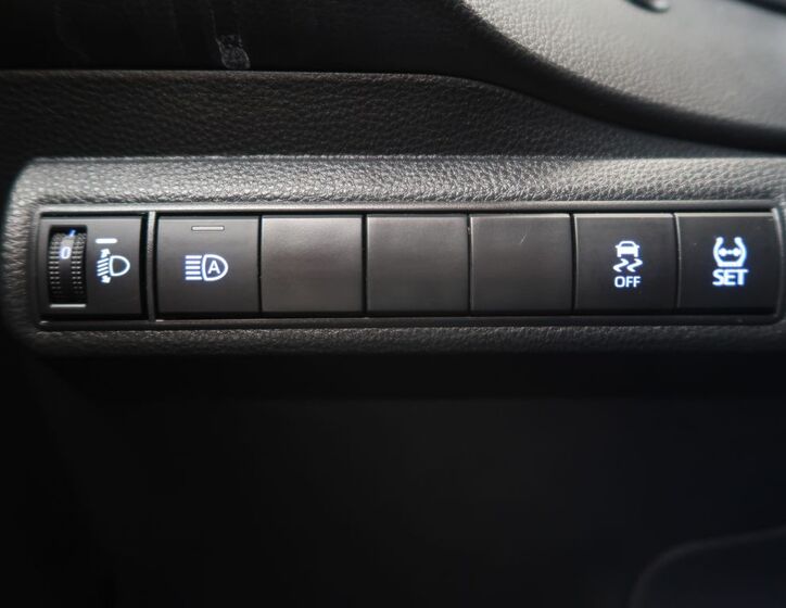 Toyota Corolla 23