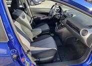 Mazda 2 15