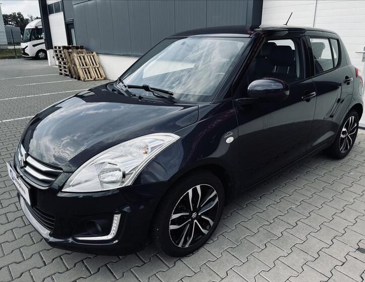 Suzuki Swift 1