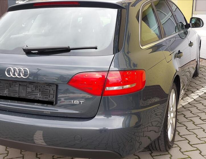 Audi A4 9