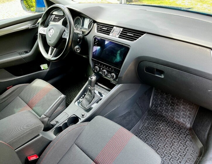Škoda Octavia 10