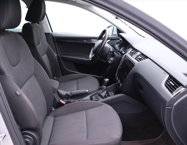 Škoda Octavia 12