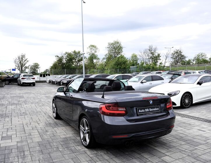 BMW Řada 2 11