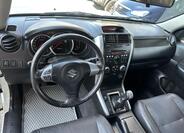 Suzuki Grand Vitara 14