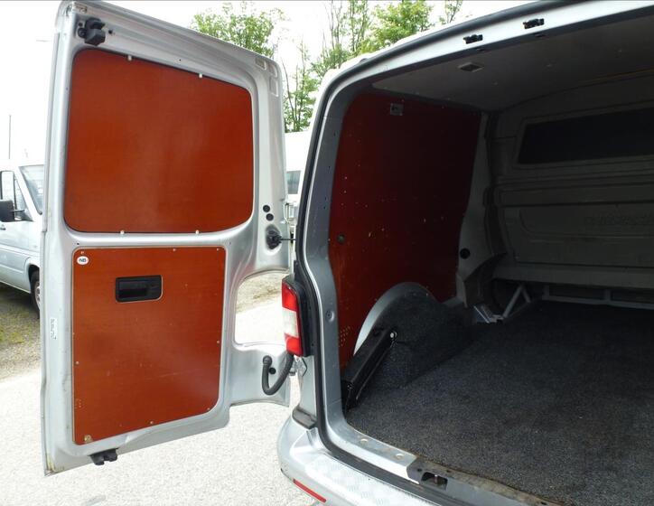 Volkswagen Transporter 19