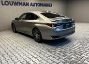 Lexus ES 300h 13