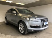 Audi Q7 1