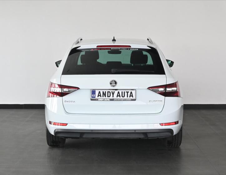 Škoda Superb 4