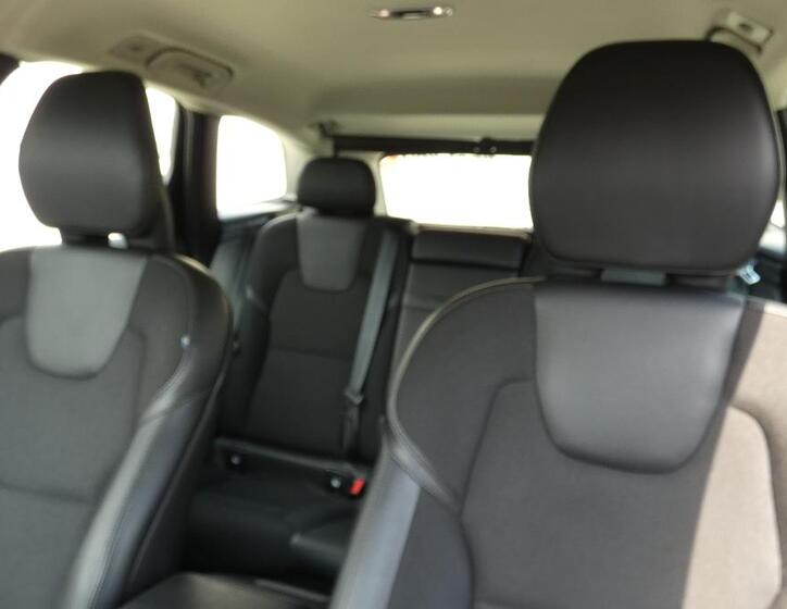 Volvo XC60 7