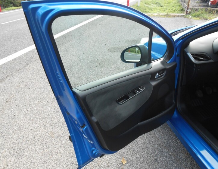 Peugeot 207 10