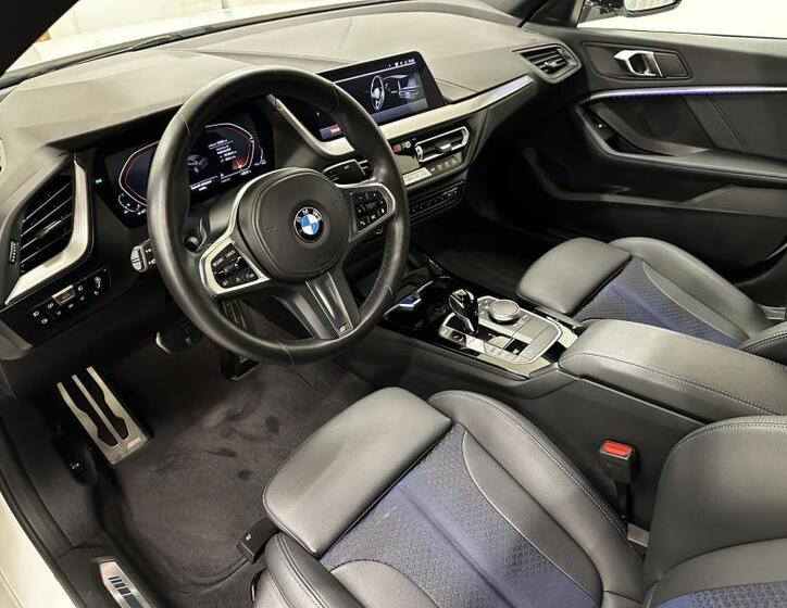 BMW Řada 2 6