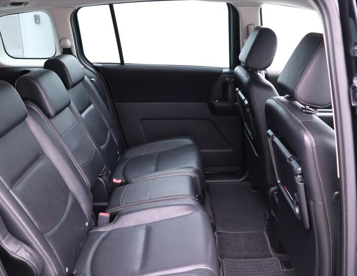 Mazda 5 14