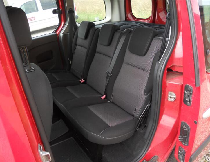 Renault Kangoo 16