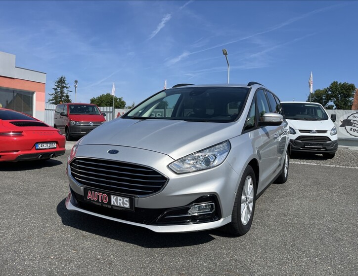 Ford Galaxy 12