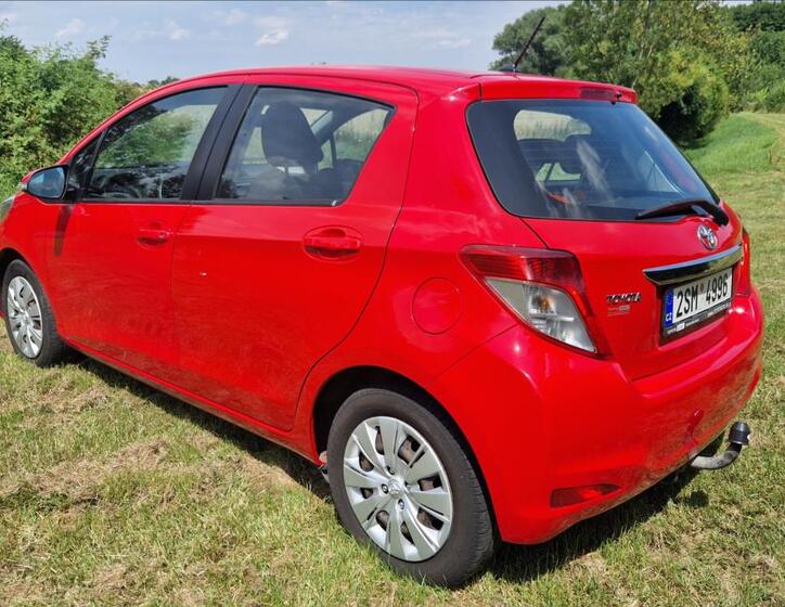Toyota Yaris 5