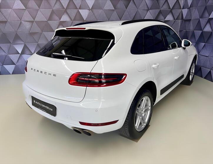 Porsche Macan 7