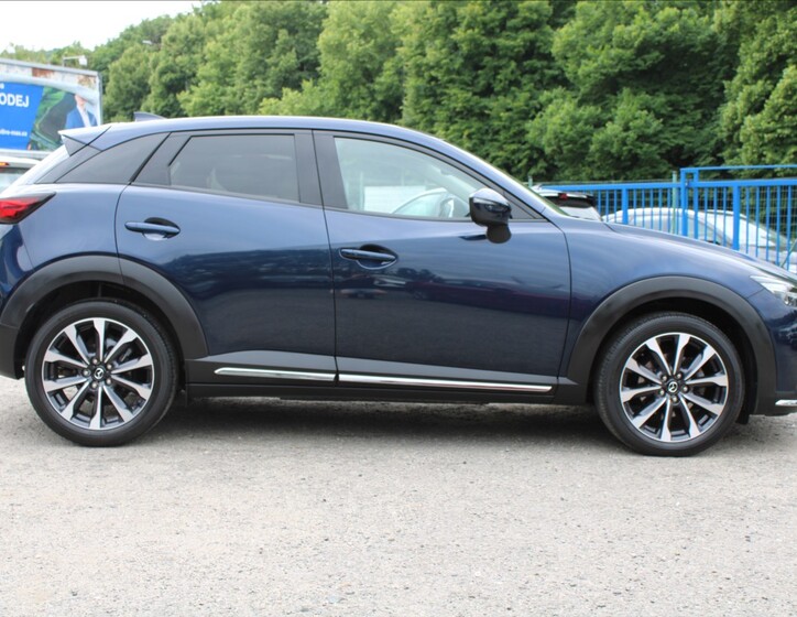 Mazda CX-3 4