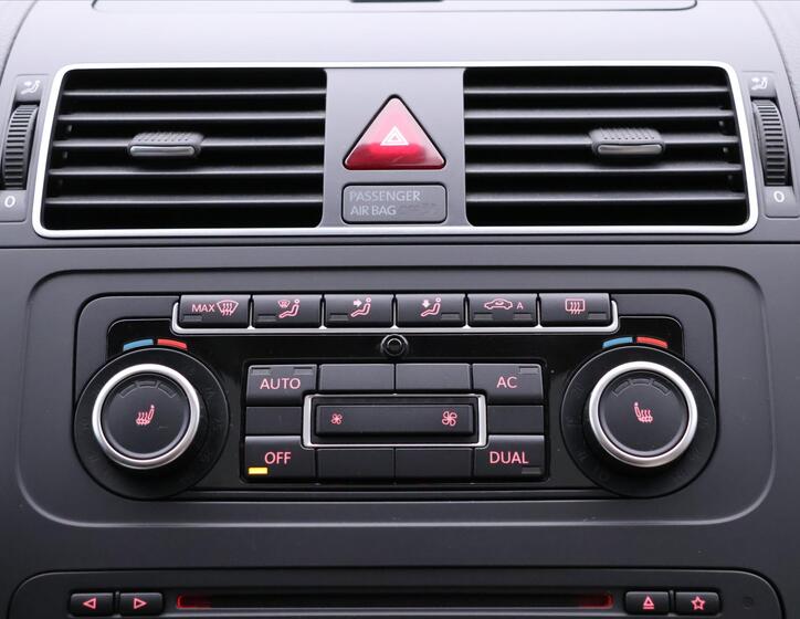 Volkswagen Touran 16