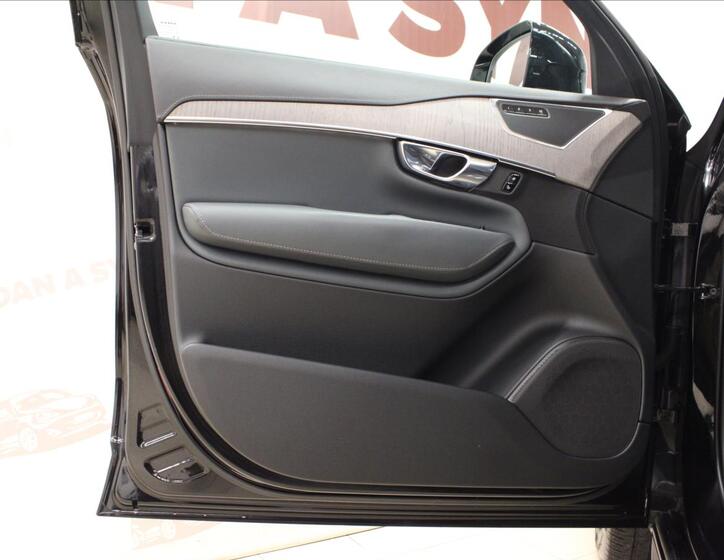 Volvo XC90 9