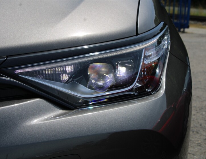 Toyota Auris 29