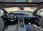 Jaguar XF 9