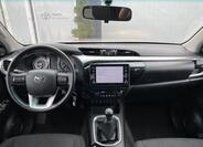 Toyota Hilux 12
