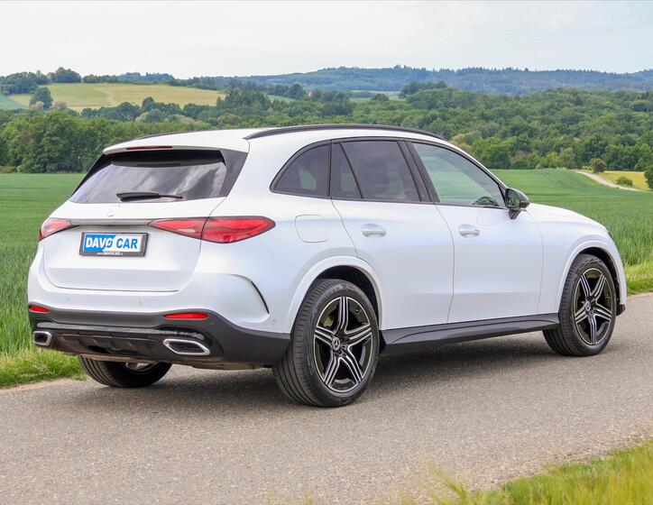 Mercedes-Benz GLC 7