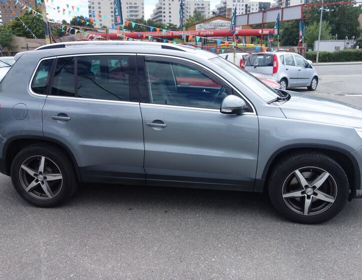 Volkswagen Tiguan 5