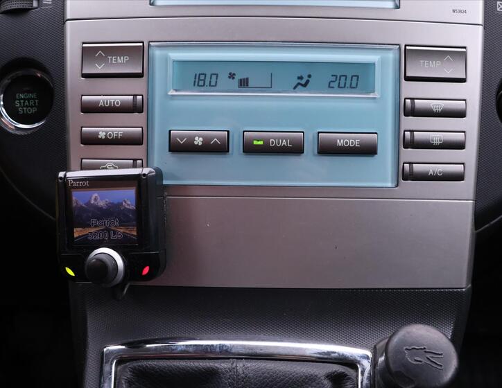 Toyota Corolla Verso 22