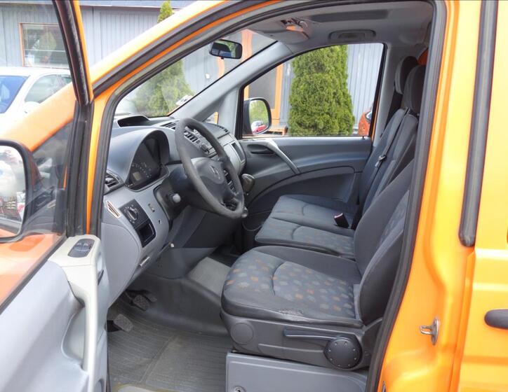 Mercedes-Benz Vito 9