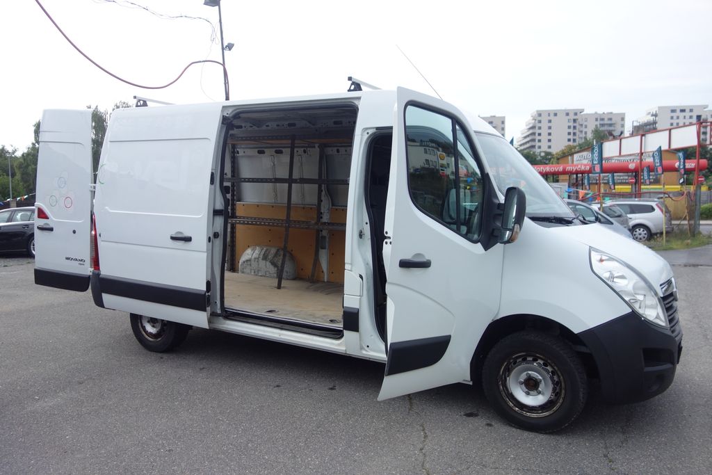 Opel Movano