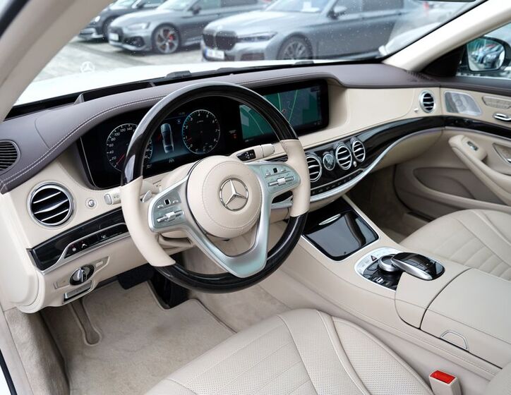 Mercedes-Benz Třídy S 27