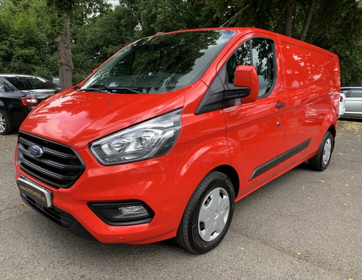 Ford Transit Custom 1
