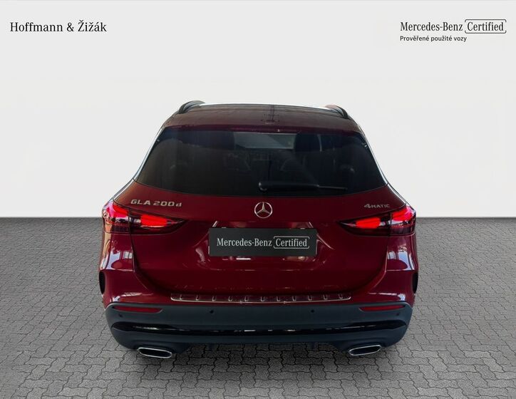 Mercedes-Benz GLA 6