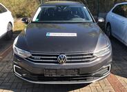 Volkswagen Passat 1