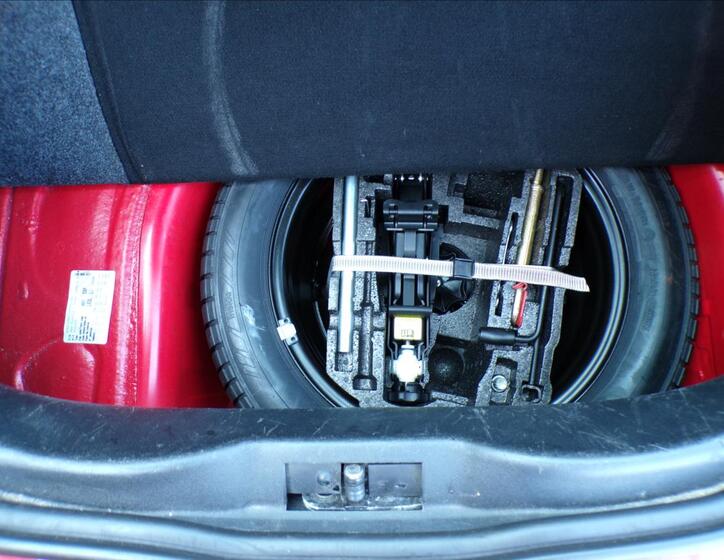 Volkswagen New Beetle 17
