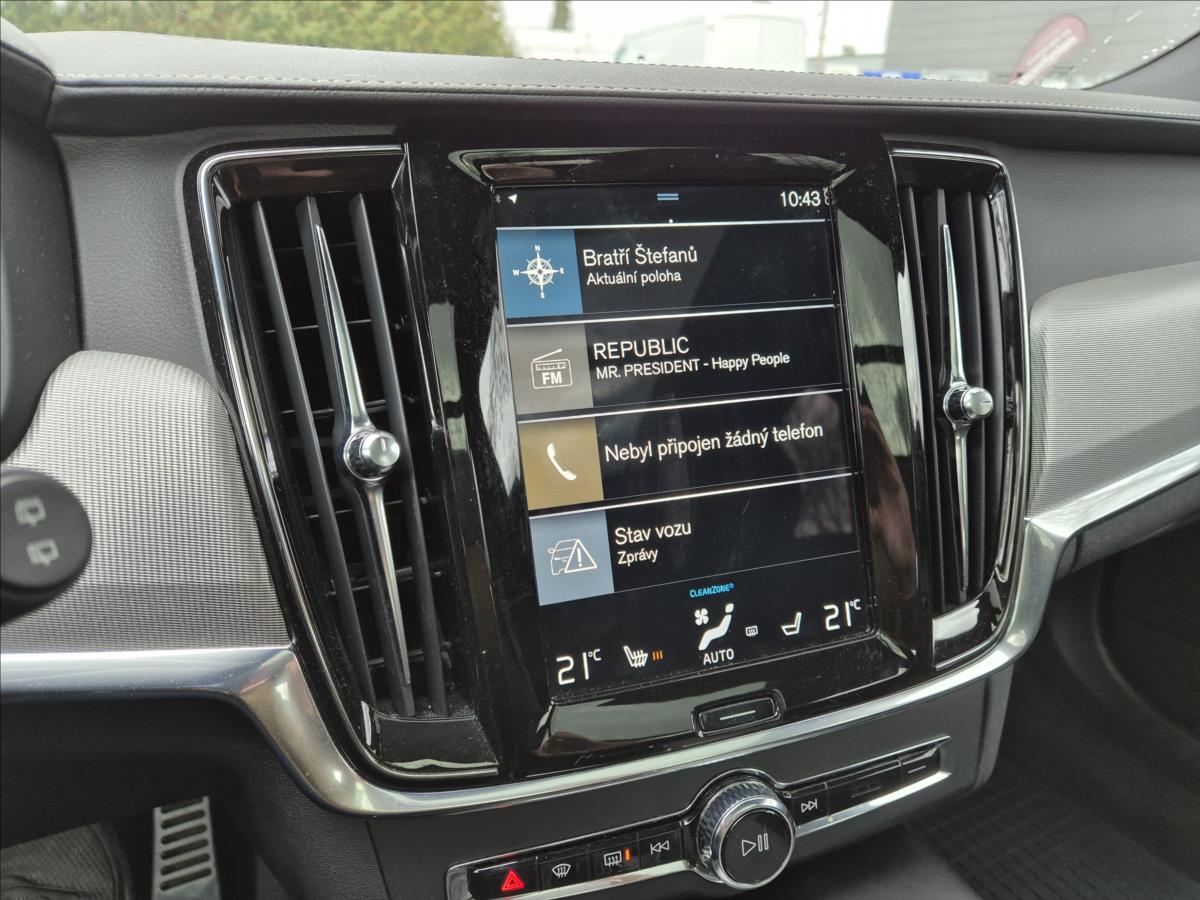 Volvo V90