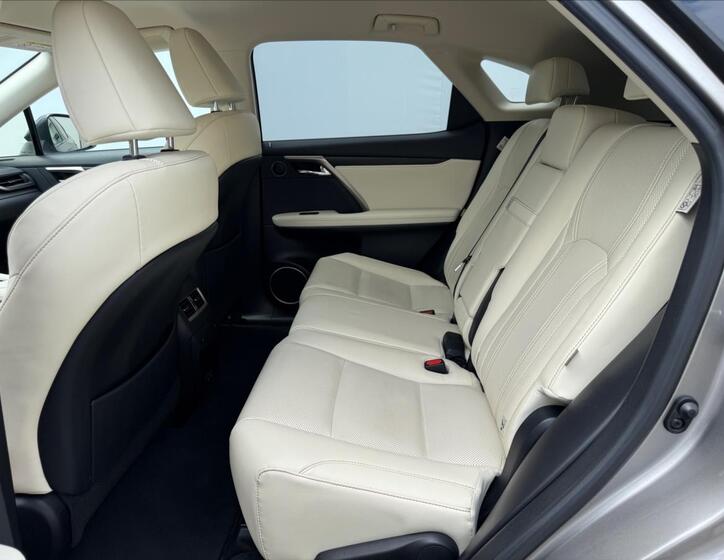 Lexus RX 450h 11