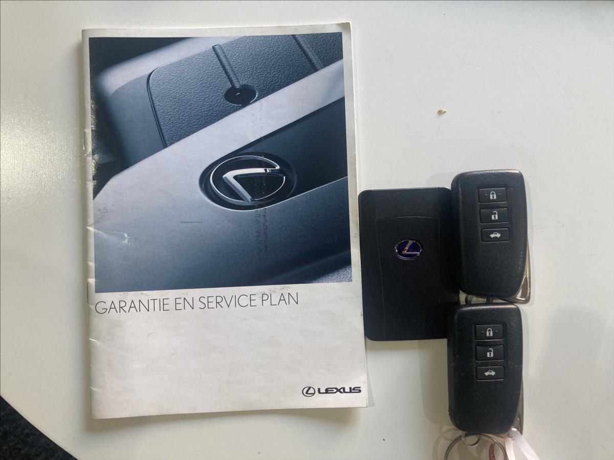 Lexus IS 300h