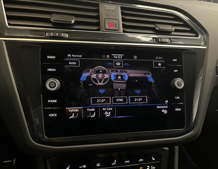 Volkswagen Tiguan 8