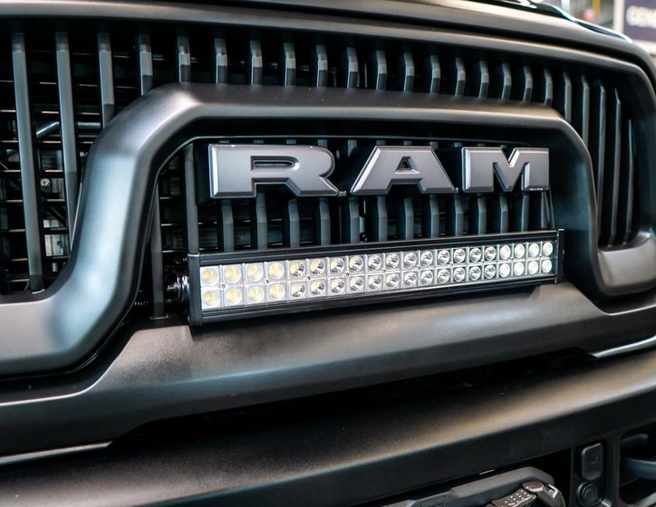 Dodge RAM 9