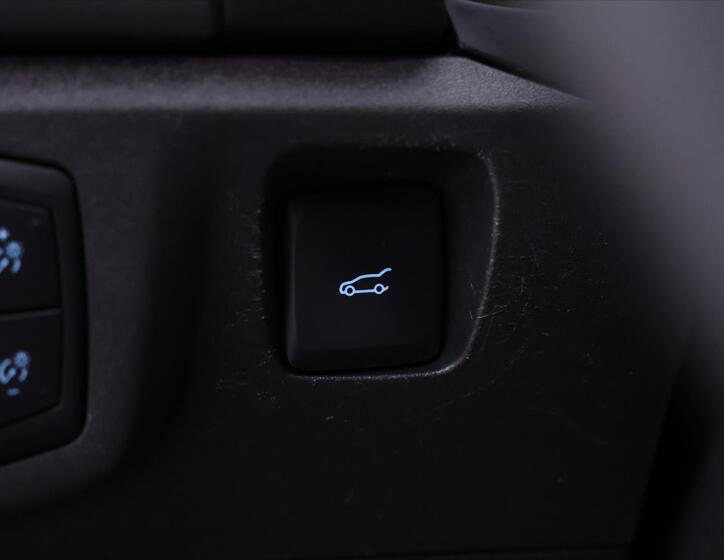 Ford Mondeo 18
