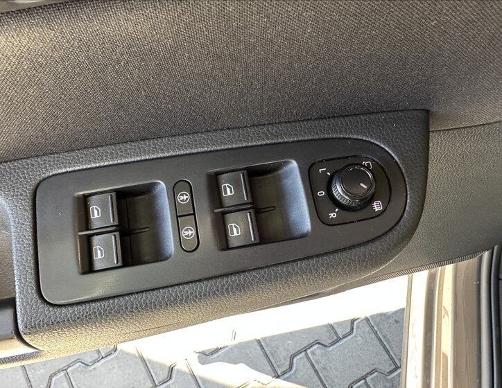 Seat Alhambra 11