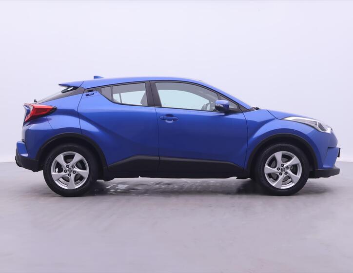 Toyota C-HR 8