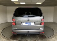 Volkswagen Touran 6