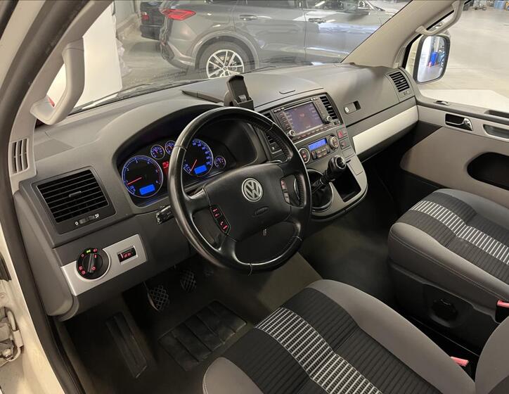 Volkswagen Multivan 6